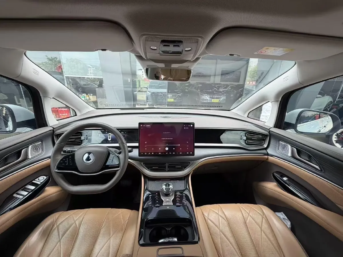 2022 Mercedes-Benz GLC Class 2.0T 197HP L4 9AT,autocango,china used car exporter,china ev exporter,chinese used car exporter,chinese used ev exporter