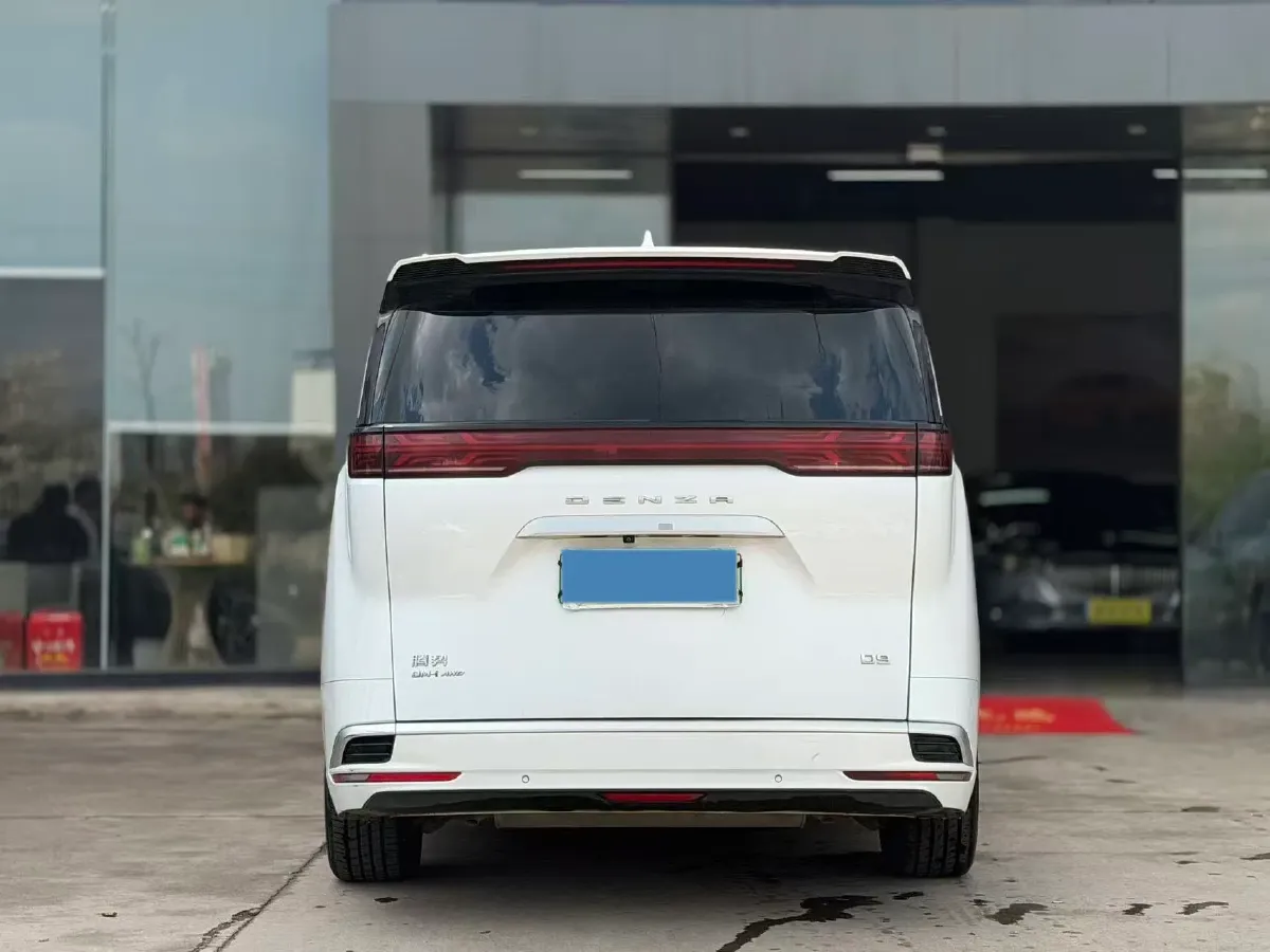 2022 Mercedes-Benz GLC Class 2.0T 197HP L4 9AT,autocango,china used car exporter,china ev exporter,chinese used car exporter,chinese used ev exporter