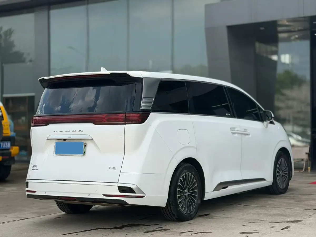 2022 Mercedes-Benz GLC Class 2.0T 197HP L4 9AT,autocango,china used car exporter,china ev exporter,chinese used car exporter,chinese used ev exporter