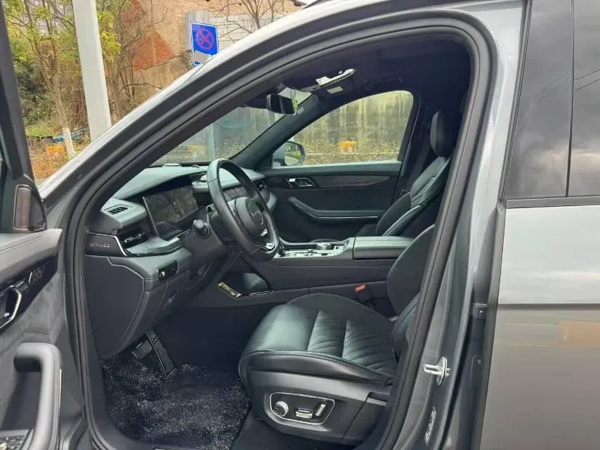 2021 Buick GL8 2.0T 237HP L4 9AT,autocango,china used car exporter,china ev exporter,chinese used car exporter,chinese used ev exporter