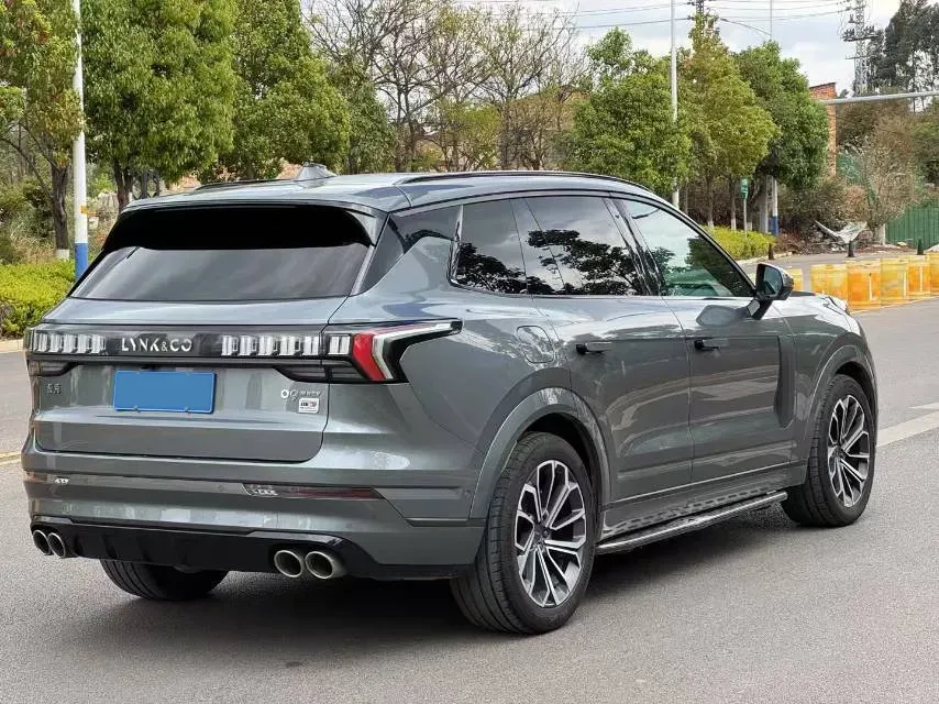 2021 Buick GL8 2.0T 237HP L4 9AT,autocango,china used car exporter,china ev exporter,chinese used car exporter,chinese used ev exporter