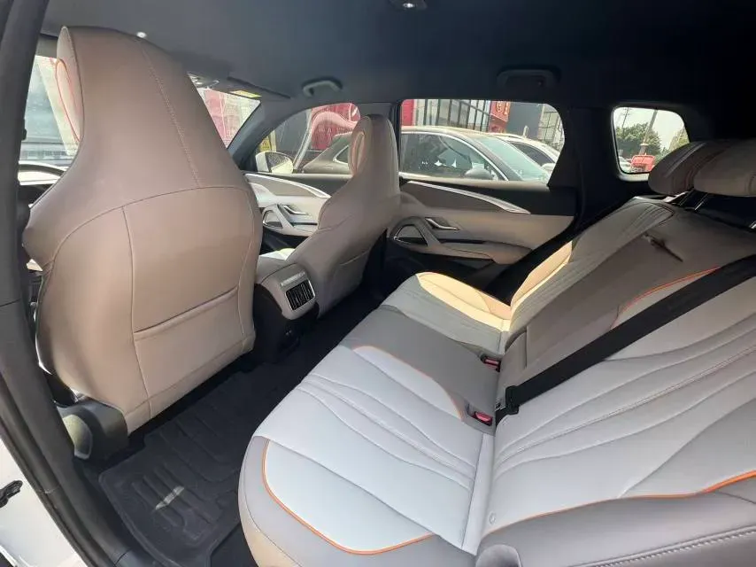 2024 BYD Song Pro 1.5L 110HP L4 E-CVT PHEV 12.9KWH,autocango,china used car exporter,china ev exporter,chinese used car exporter,chinese used ev exporter