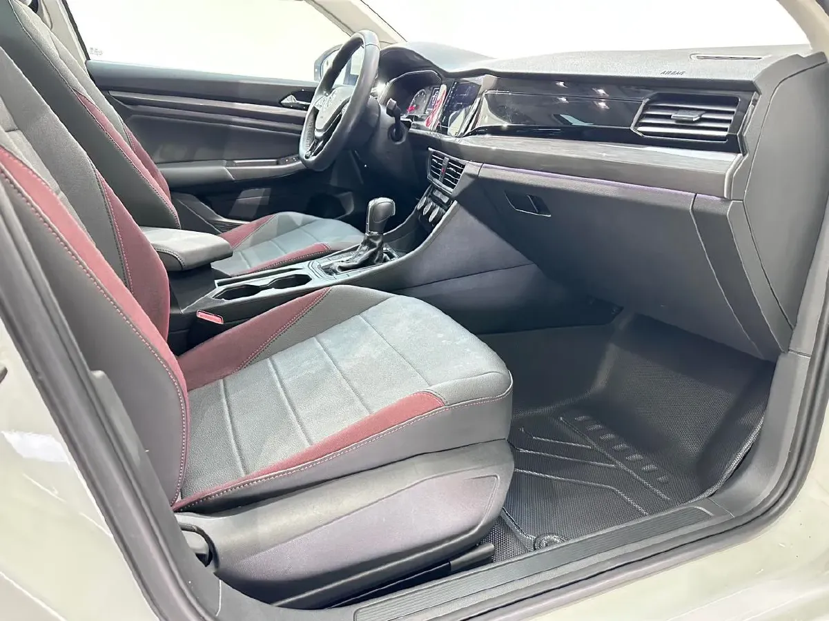 2021 Volkswagen Bora 1.5L 113HP L4 6AT,autocango,china used car exporter,china ev exporter,chinese used car exporter,chinese used ev exporter