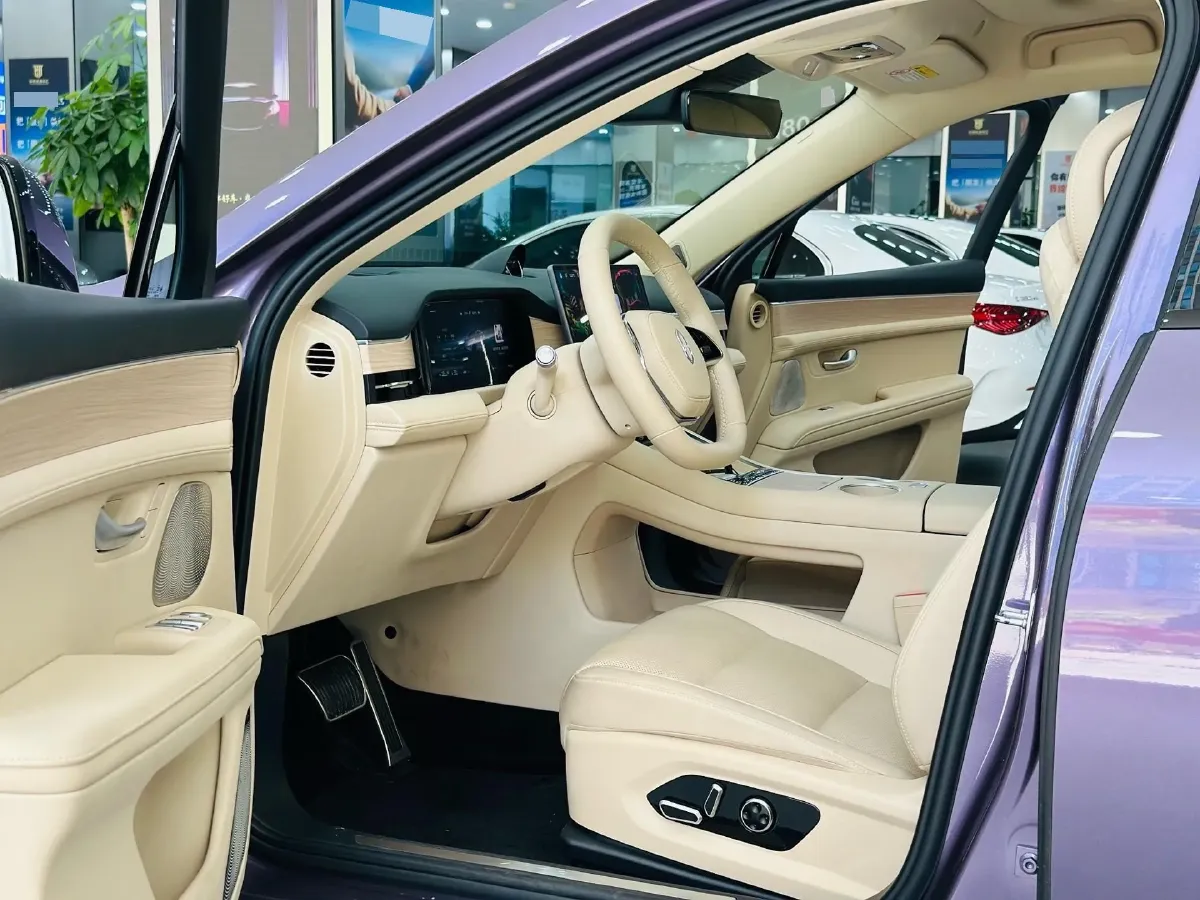 2025 AITO AITO M5 1.5T 152HP L4 REEV 42KWH,autocango,china used car exporter,china ev exporter,chinese used car exporter,chinese used ev exporter