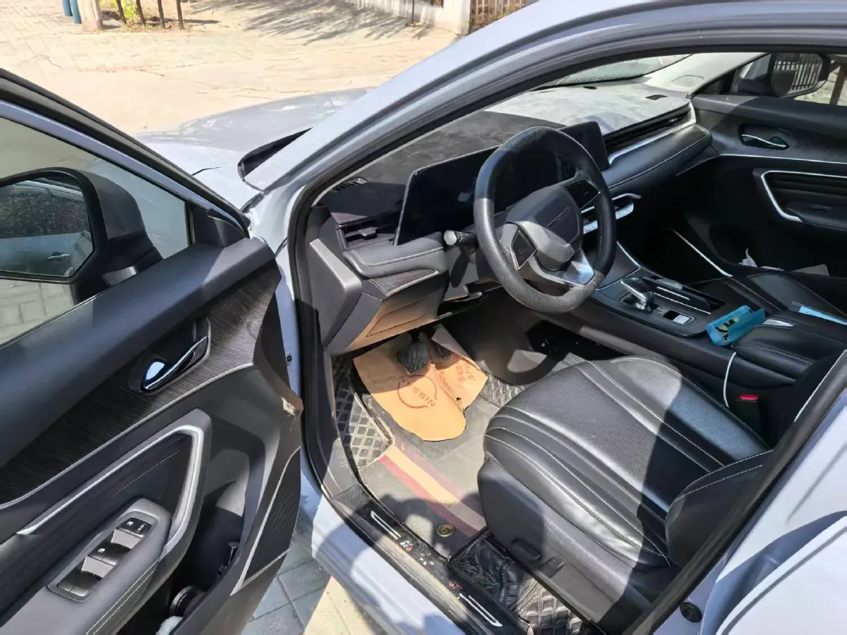 2021 Geely Coolray 1.4T 141HP L4 6MT,autocango,china used car exporter,china ev exporter,chinese used car exporter,chinese used ev exporter