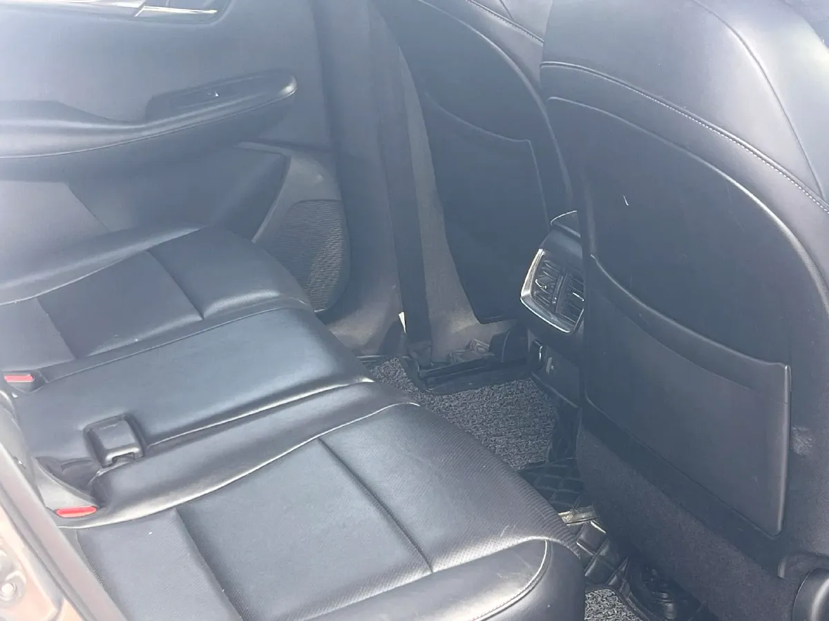 2018 Infiniti QX30 2.0T 211HP L4 7DCT,autocango,china used car exporter,china ev exporter,chinese used car exporter,chinese used ev exporter