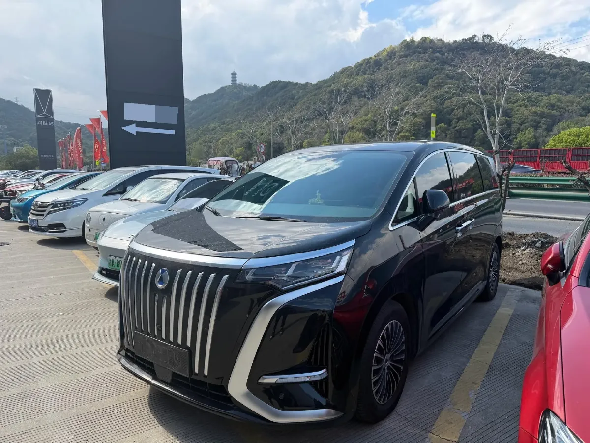 2022 Infiniti QX55 2.0T 245HP L4 CVT,autocango,china used car exporter,china ev exporter,chinese used car exporter,chinese used ev exporter