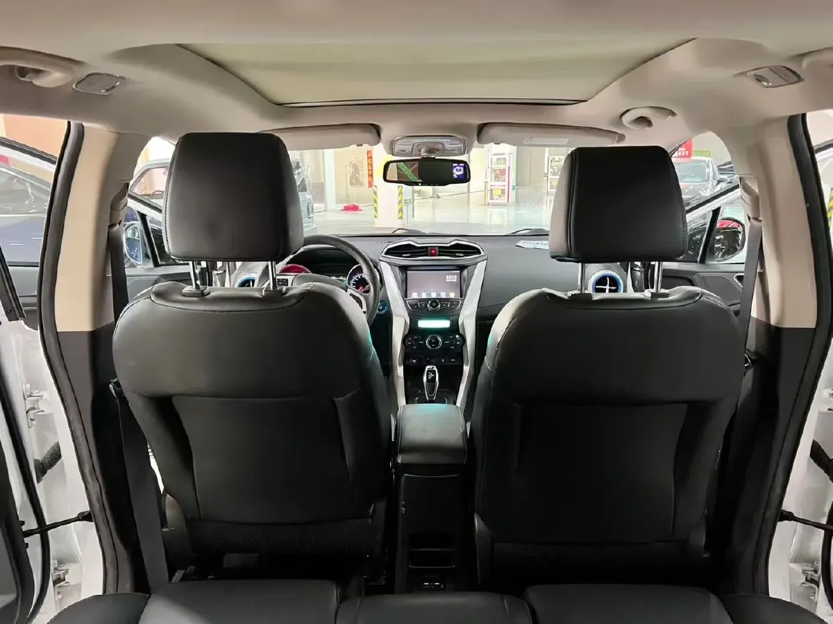 2018 BYD Yuan BEV 42KWH,autocango,china used car exporter,china ev exporter,chinese used car exporter,chinese used ev exporter