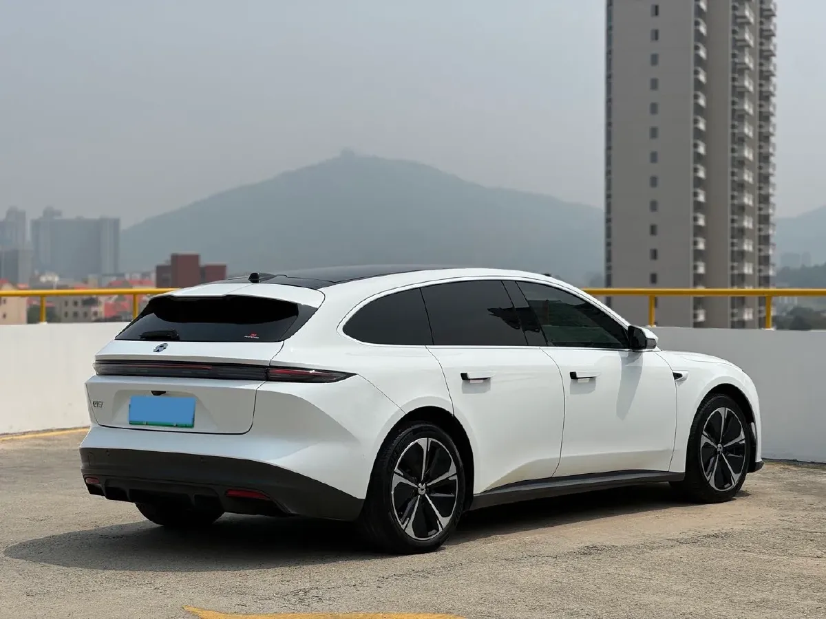 2023 NIO ET5T BEV 75KWH,autocango,china used car exporter,china ev exporter,chinese used car exporter,chinese used ev exporter