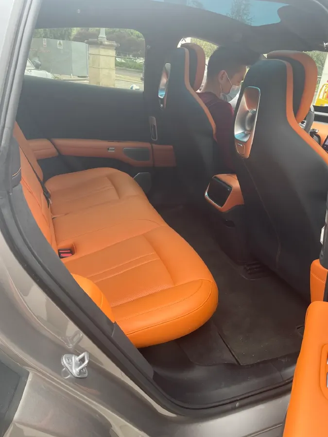 2025 MI YU7 BEV 101.7KWH,autocango,china used car exporter,china ev exporter,chinese used car exporter,chinese used ev exporter