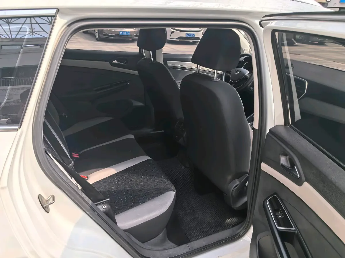 2023 Jetta VS7 1.4T 150HP L4 6AT,autocango,china used car exporter,china ev exporter,chinese used car exporter,chinese used ev exporter