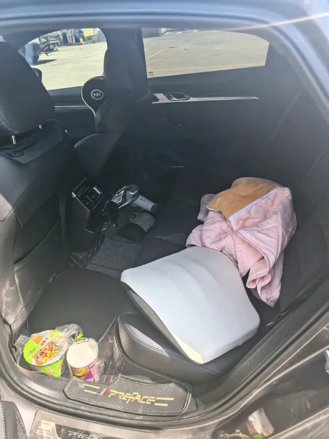 2024 Geely Preface 2.0T 190HP L4 7DCT,autocango,china used car exporter,china ev exporter,chinese used car exporter,chinese used ev exporter