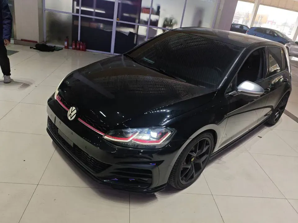 2018 Volkswagen GolfGTI 2.0T 220HP L4 7DCT,autocango,china used car exporter,china ev exporter,chinese used car exporter,chinese used ev exporter