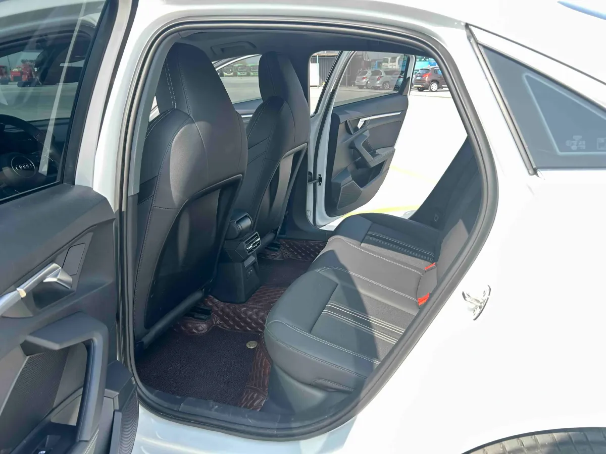 2023 Audi A3 1.4T 150HP L4 7DCT,autocango,china used car exporter,china ev exporter,chinese used car exporter,chinese used ev exporter