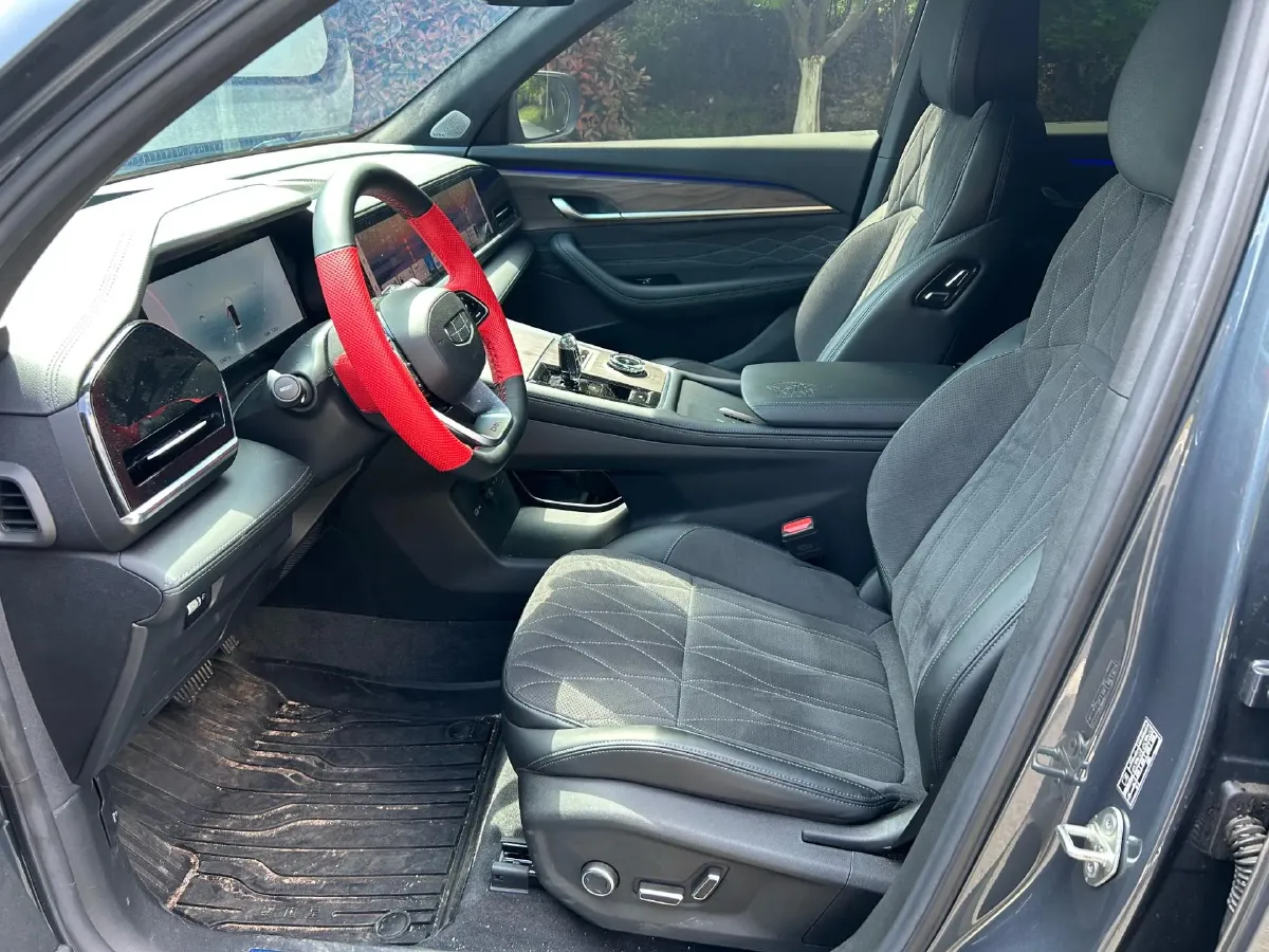 2025 Geely Monjaro 2.0T 238HP L4 8AT,autocango,china used car exporter,china ev exporter,chinese used car exporter,chinese used ev exporter