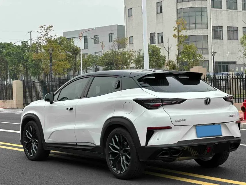 2022 ChangAn UNI-T 2.0T 233HP L4 8AT,autocango,china used car exporter,china ev exporter,chinese used car exporter,chinese used ev exporter