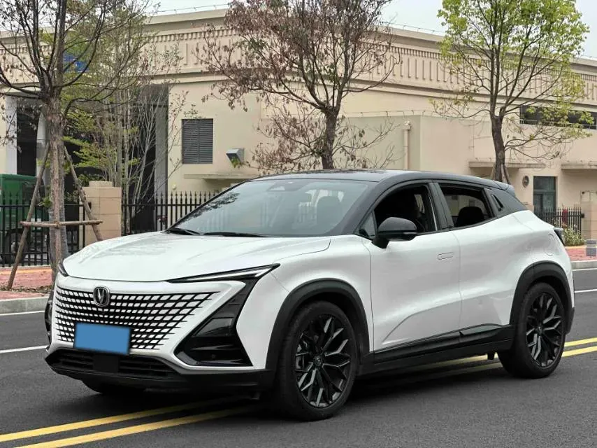 2022 ChangAn UNI-T 2.0T 233HP L4 8AT,autocango,china used car exporter,china ev exporter,chinese used car exporter,chinese used ev exporter