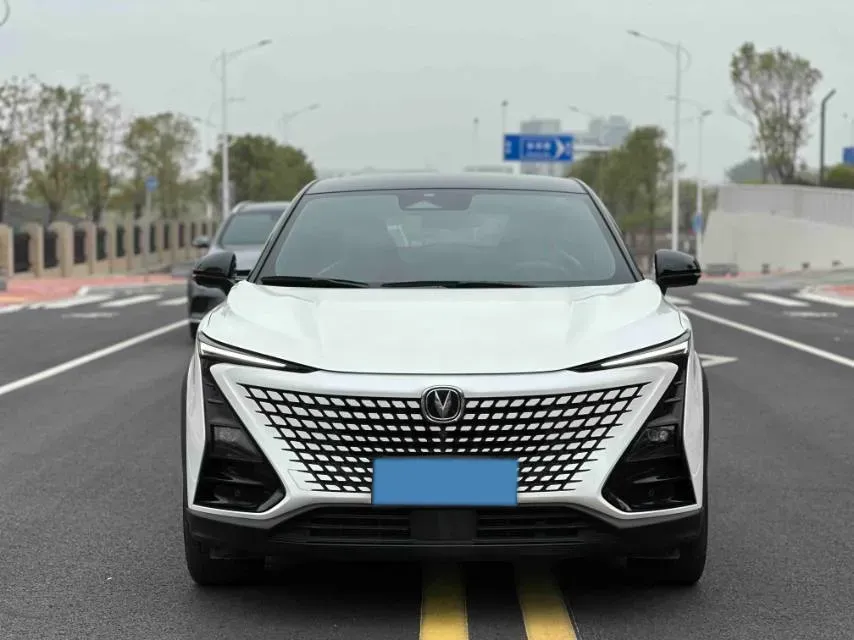 2022 ChangAn UNI-T 2.0T 233HP L4 8AT,autocango,china used car exporter,china ev exporter,chinese used car exporter,chinese used ev exporter