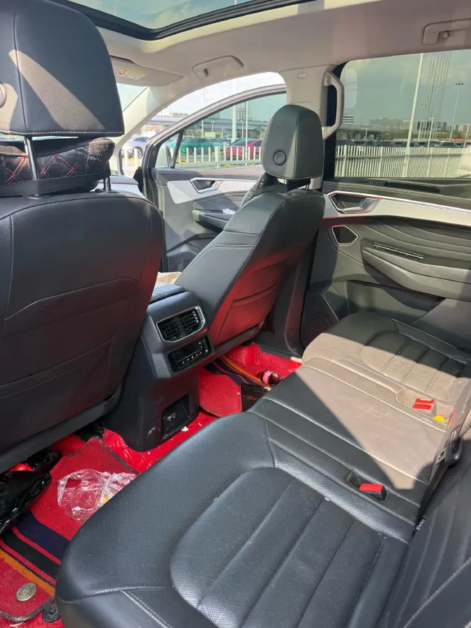 2021 Volkswagen Talagon 2.0T 186HP L4 7DCT,autocango,china used car exporter,china ev exporter,chinese used car exporter,chinese used ev exporter