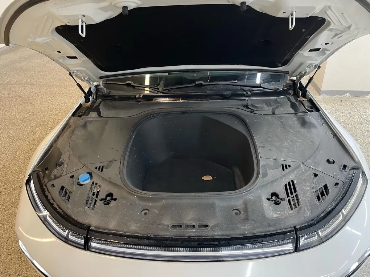 2021 Iveco OuSheng 3.0T 180HP L4 8AT,autocango,china used car exporter,china ev exporter,chinese used car exporter,chinese used ev exporter