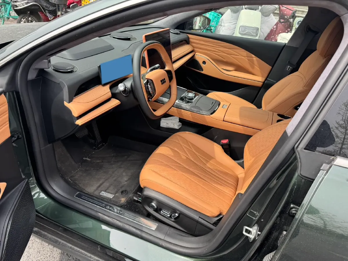 2025 Geely Galaxy Starshine 8 1.5T 163HP L4 3DHT PHEV 27.69KWH,autocango,china used car exporter,china ev exporter,chinese used car exporter,chinese used ev exporter