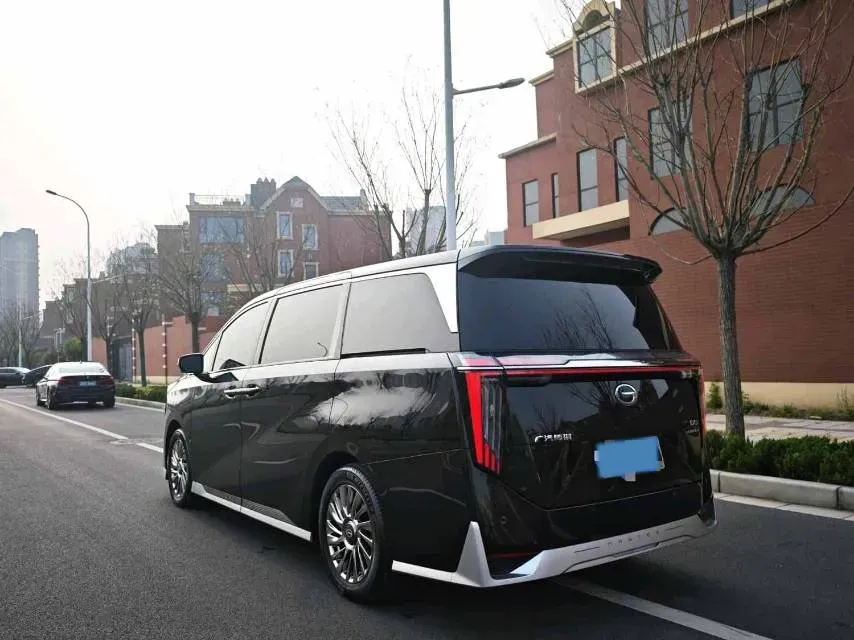 2023 GAC Trumpchi M8 2.0T 252HP L4 8AT,autocango,china used car exporter,china ev exporter,chinese used car exporter,chinese used ev exporter