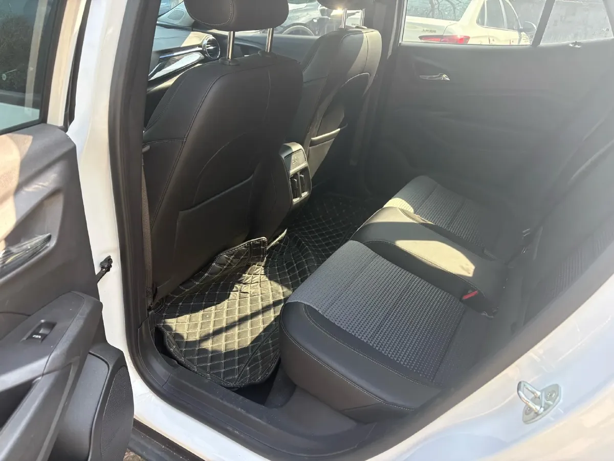 2022 Chevrolet Seeker 1.5T 184HP L4 CVT,autocango,china used car exporter,china ev exporter,chinese used car exporter,chinese used ev exporter