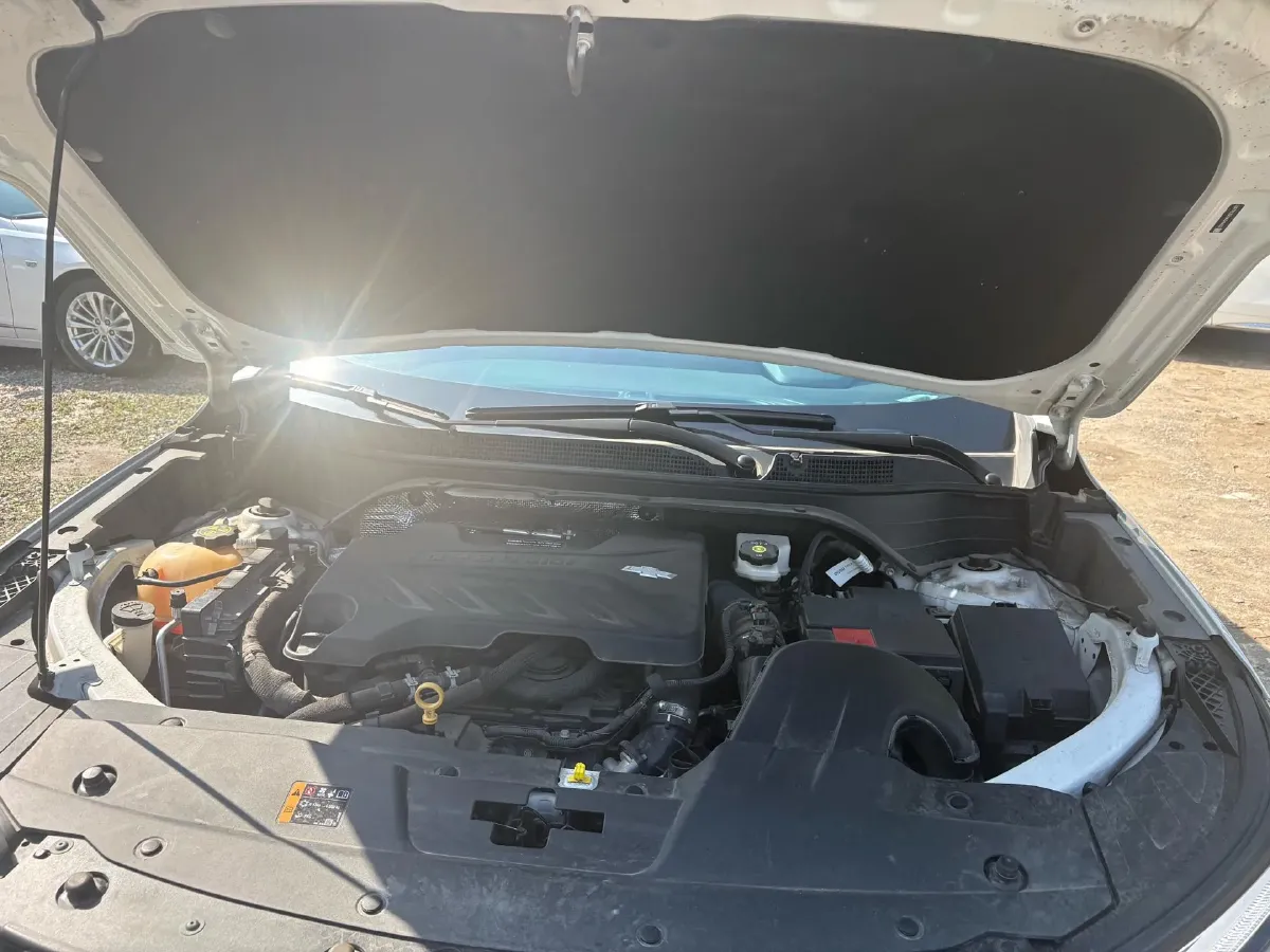 2022 Chevrolet Seeker 1.5T 184HP L4 CVT,autocango,china used car exporter,china ev exporter,chinese used car exporter,chinese used ev exporter