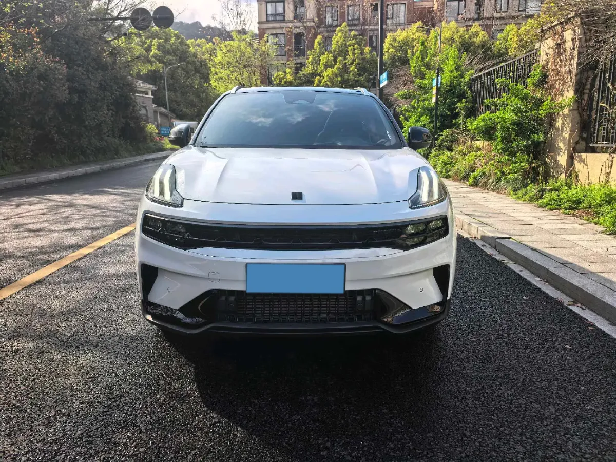 2023 LYNK&CO 06 1.5T 181HP L4 7DCT,autocango,china used car exporter,china ev exporter,chinese used car exporter,chinese used ev exporter