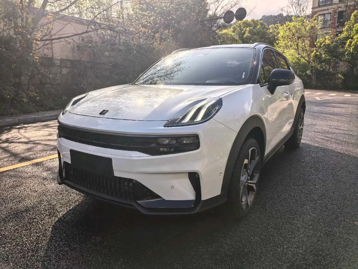 2023 LYNK&CO 06 1.5T 181HP L4 7DCT,autocango,china used car exporter,china ev exporter,chinese used car exporter,chinese used ev exporter