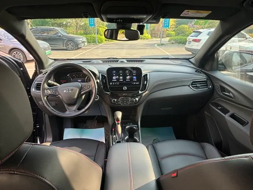 2022 Chevrolet Equinox 2.0T 237HP L4 9AT,autocango,china used car exporter,china ev exporter,chinese used car exporter,chinese used ev exporter