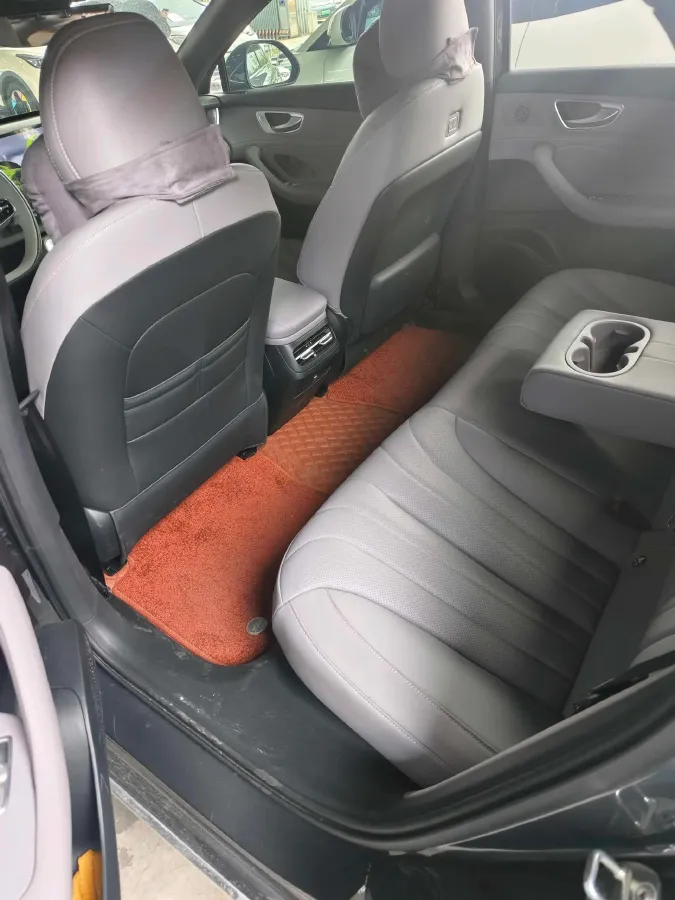 2025 Roewe M7 DMH 1.5L 112HP L4 1DHT PHEV,autocango,china used car exporter,china ev exporter,chinese used car exporter,chinese used ev exporter