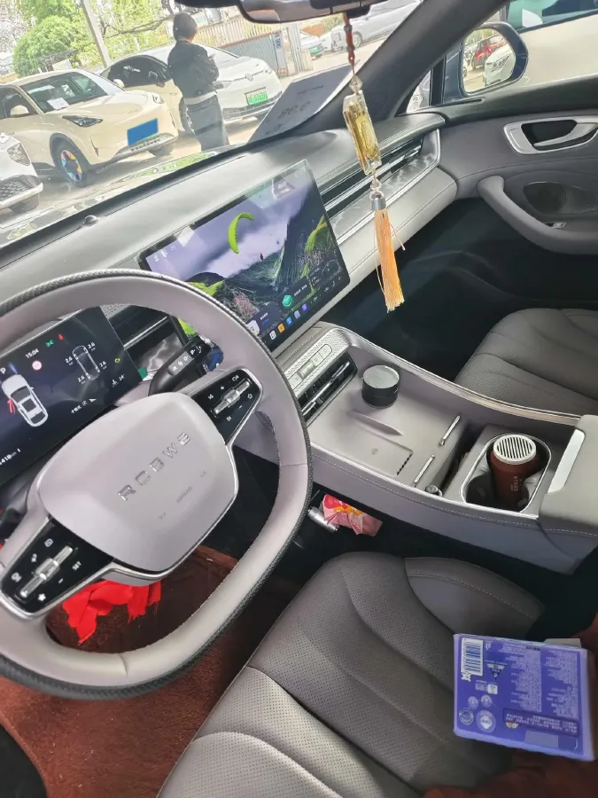 2025 Roewe M7 DMH 1.5L 112HP L4 1DHT PHEV,autocango,china used car exporter,china ev exporter,chinese used car exporter,chinese used ev exporter