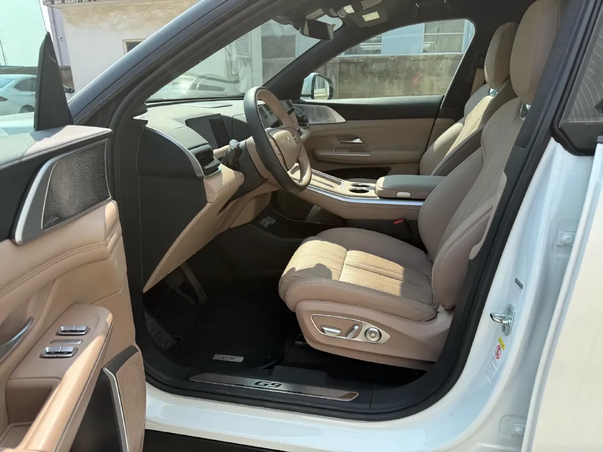 2025 Xpeng G9 BEV 79KWH,autocango,china used car exporter,china ev exporter,chinese used car exporter,chinese used ev exporter