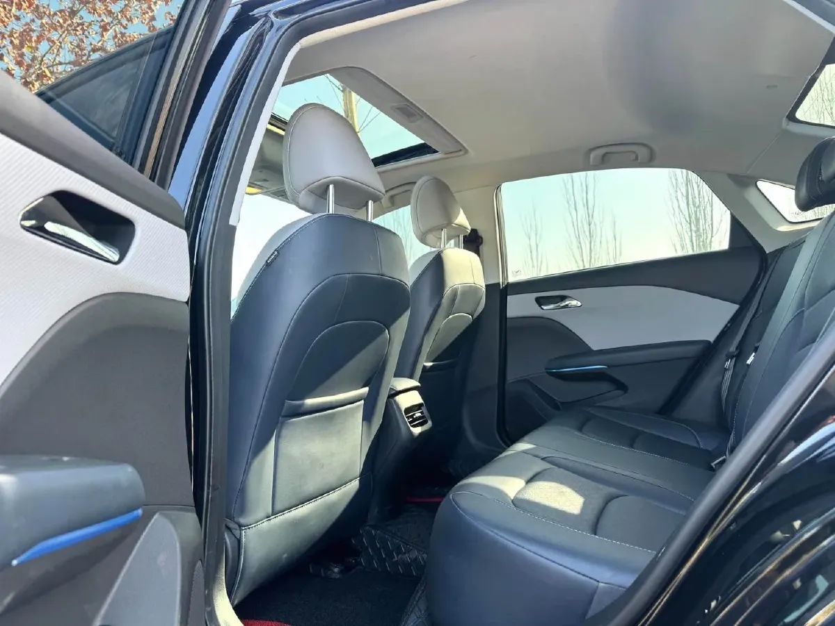 2024 Chevrolet Monza 1.5L 113HP L4 6DCT,autocango,china used car exporter,china ev exporter,chinese used car exporter,chinese used ev exporter