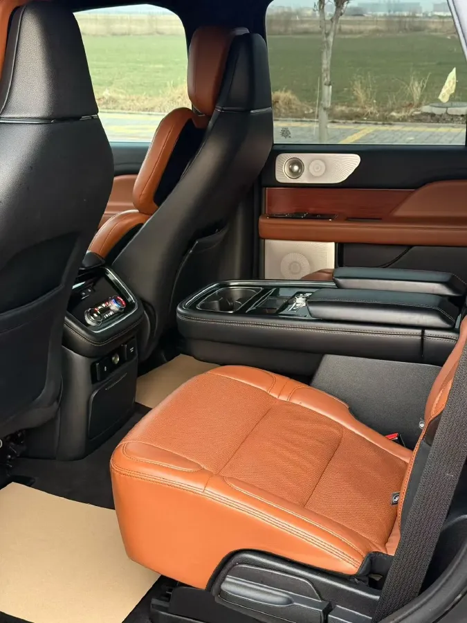 2020 Lincoln Navigator 3.5T 388HP V6 10AT,autocango,china used car exporter,china ev exporter,chinese used car exporter,chinese used ev exporter