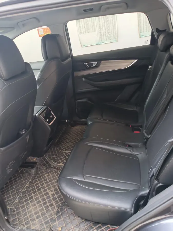 2021 Chery Tiggo 8 Plus 1.6T 197HP L4 7DCT,autocango,china used car exporter,china ev exporter,chinese used car exporter,chinese used ev exporter