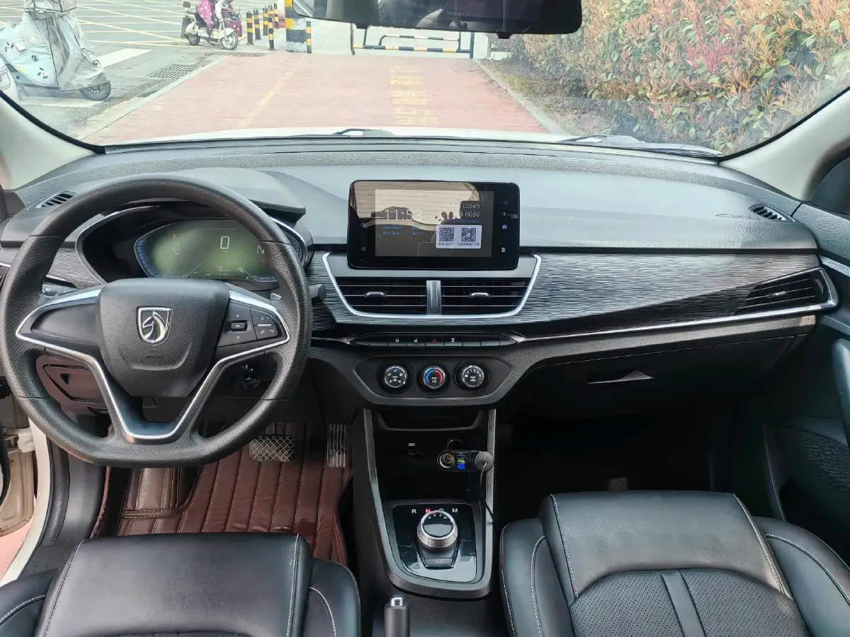 2018 BaoJun 360 1.5L 112HP L4 6MT,autocango,china used car exporter,china ev exporter,chinese used car exporter,chinese used ev exporter