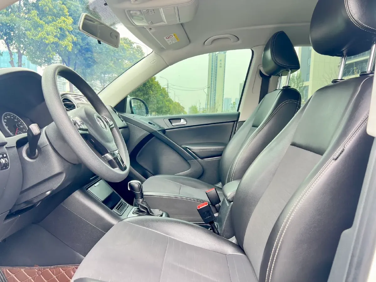 2017 MAXUS T60 2.0T 224HP L4 6AT,autocango,china used car exporter,china ev exporter,chinese used car exporter,chinese used ev exporter