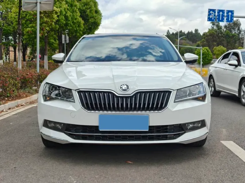 2018 Nissan Terra 2.5L 184HP L4 7AT,autocango,china used car exporter,china ev exporter,chinese used car exporter,chinese used ev exporter