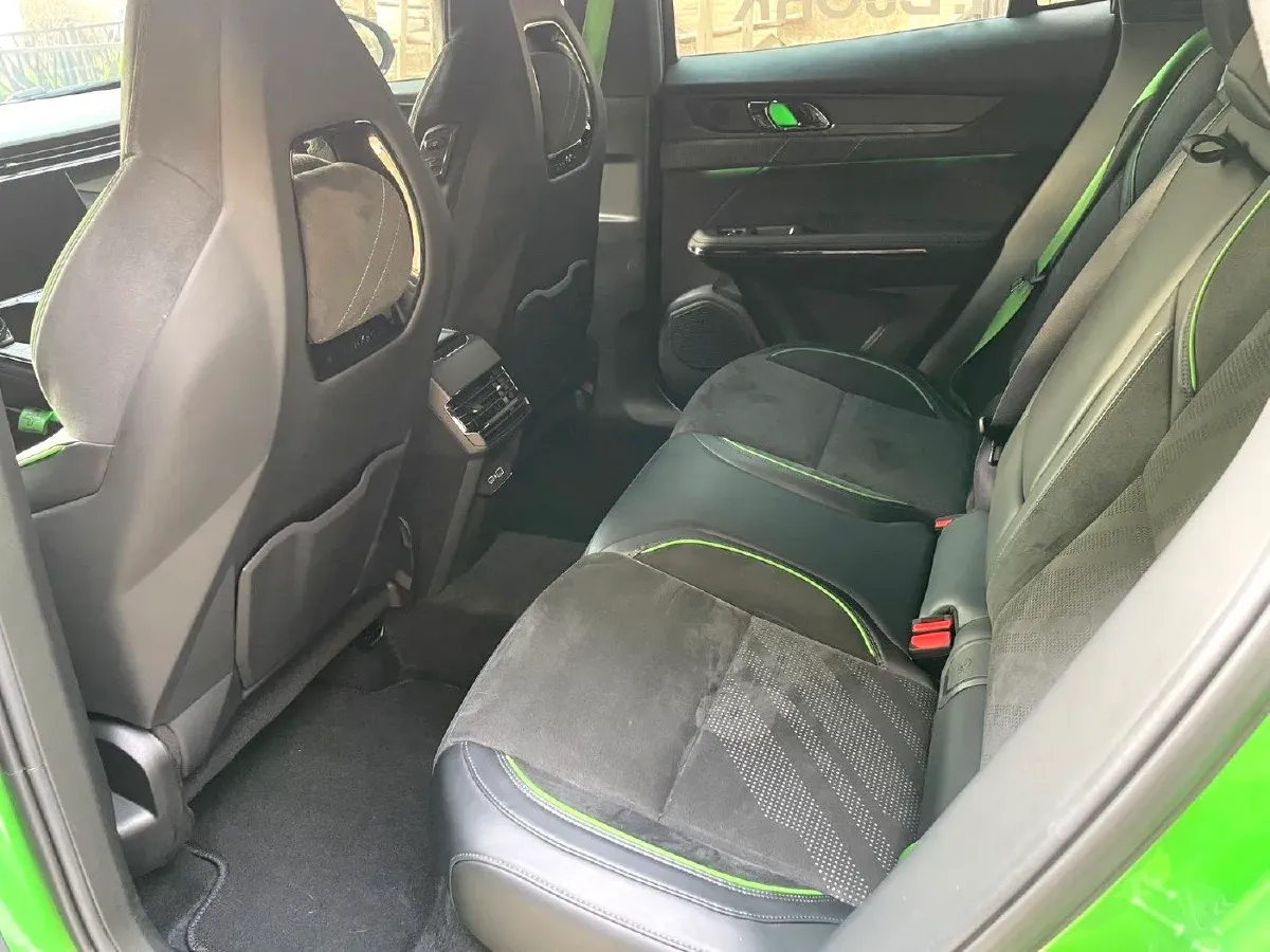 2022 LYNK&CO 05 2.0T 265HP L4 8AT,autocango,china used car exporter,china ev exporter,chinese used car exporter,chinese used ev exporter