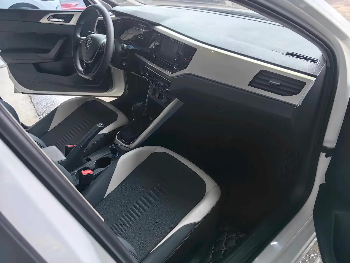 2021 Haval H6 1.5T 169HP L4 7DCT,autocango,china used car exporter,china ev exporter,chinese used car exporter,chinese used ev exporter