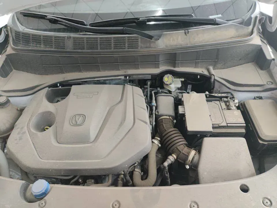 2023 ChangAn CS35 Plus 1.4T 160HP L4 7DCT,autocango,china used car exporter,china ev exporter,chinese used car exporter,chinese used ev exporter