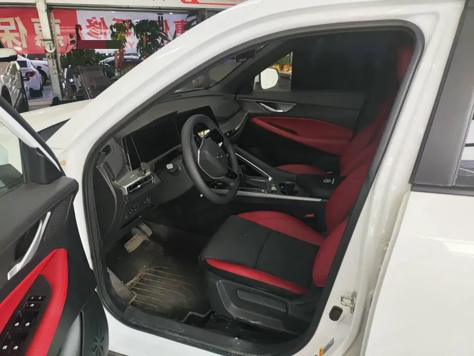 2023 ChangAn CS35 Plus 1.4T 160HP L4 7DCT,autocango,china used car exporter,china ev exporter,chinese used car exporter,chinese used ev exporter