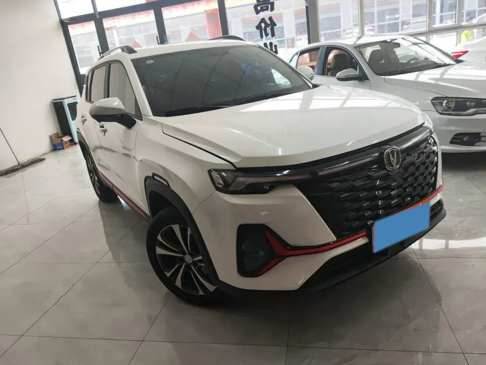 2023 ChangAn CS35 Plus 1.4T 160HP L4 7DCT,autocango,china used car exporter,china ev exporter,chinese used car exporter,chinese used ev exporter
