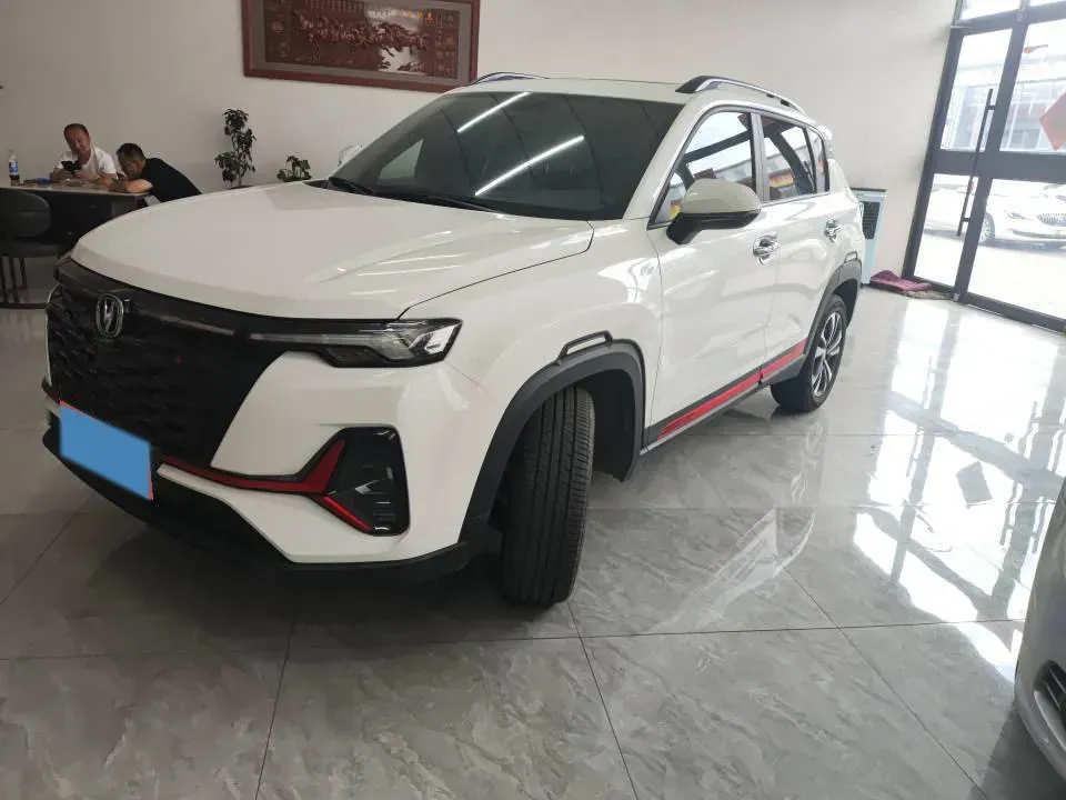 2023 ChangAn CS35 Plus 1.4T 160HP L4 7DCT,autocango,china used car exporter,china ev exporter,chinese used car exporter,chinese used ev exporter