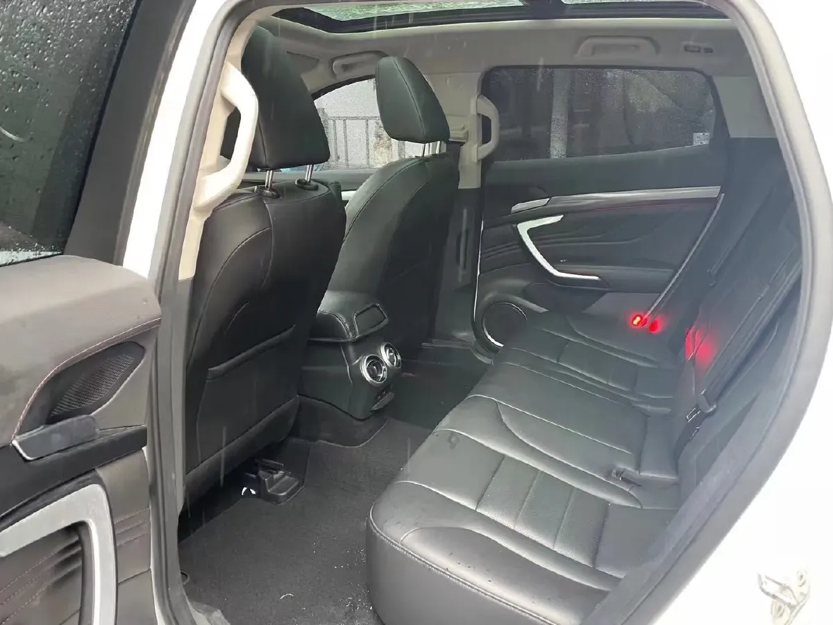 2019 WEY VV7 2.0T 227HP L4 7DCT,autocango,china used car exporter,china ev exporter,chinese used car exporter,chinese used ev exporter