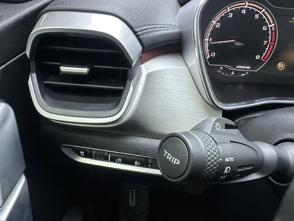 2021 Geely Coolray 1.4T 141HP L4 6DCT,autocango,china used car exporter,china ev exporter,chinese used car exporter,chinese used ev exporter