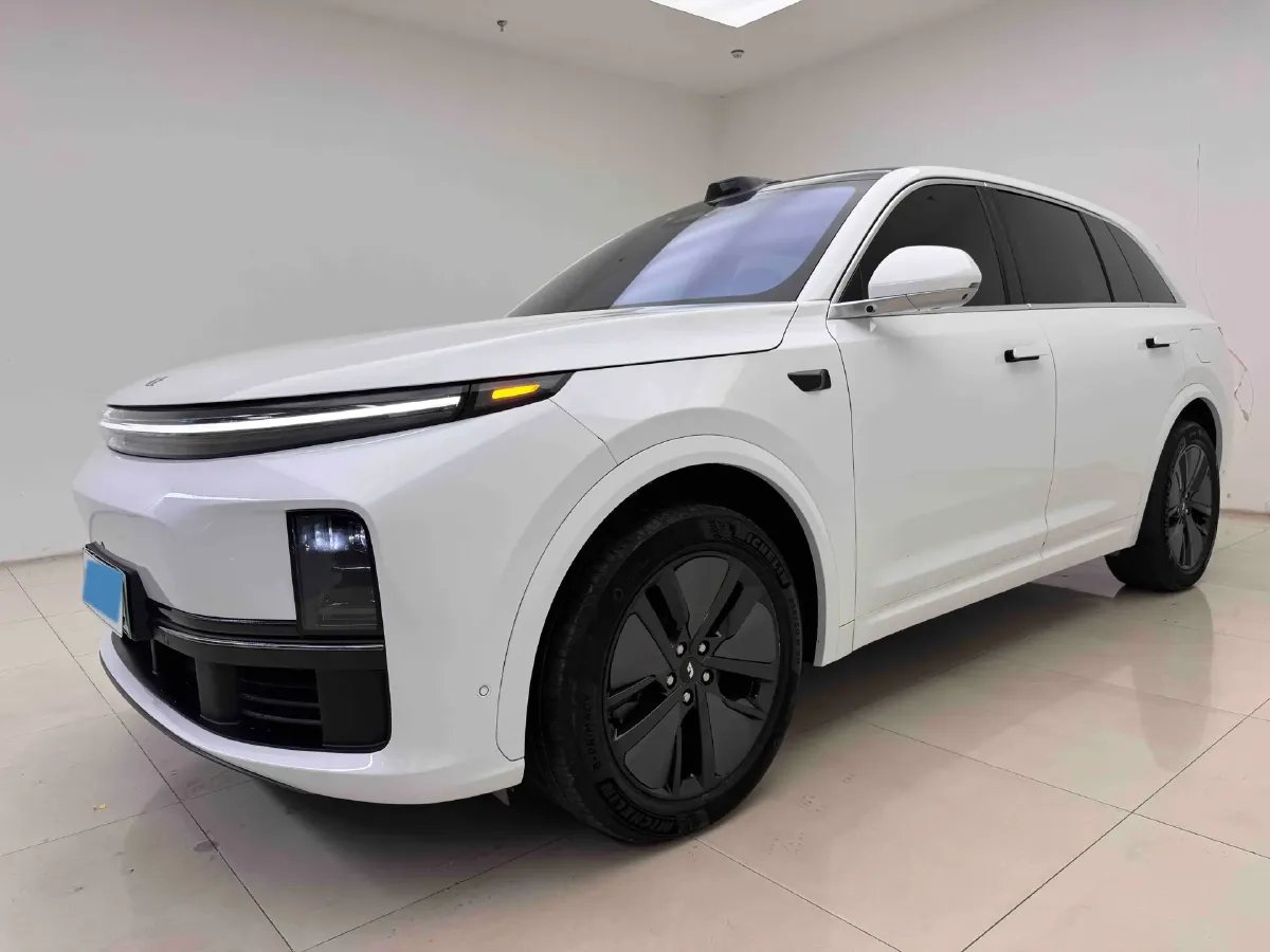 2024 Li L8 Range Extended 154HP REEV 42.8KWH,autocango,china used car exporter,china ev exporter,chinese used car exporter,chinese used ev exporter