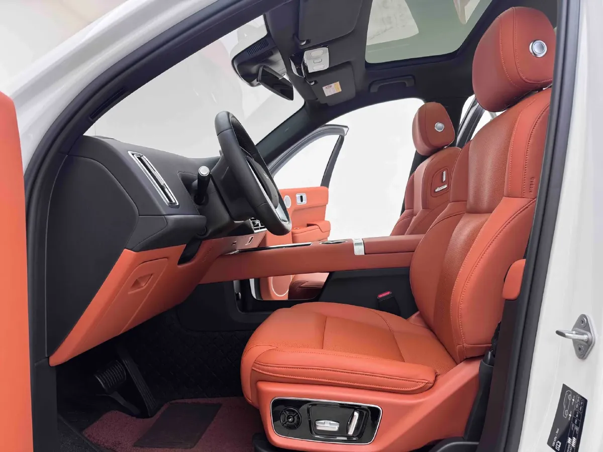 2024 Li L8 Range Extended 154HP REEV 42.8KWH,autocango,china used car exporter,china ev exporter,chinese used car exporter,chinese used ev exporter